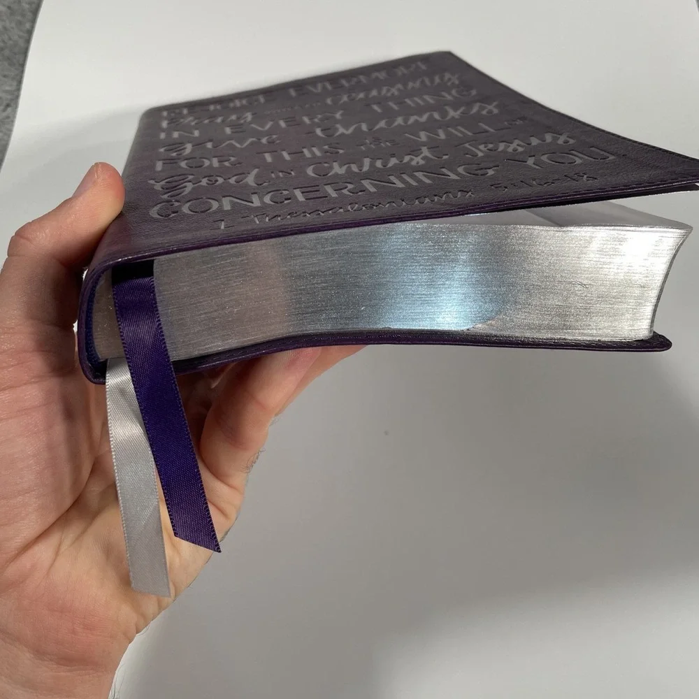 The Holy Bible KJV Red Letter 2017 Thomas Nelson Reference Purple Leather